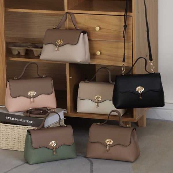 Prettyzys Manufacturer Custom Metal Logo Big Classic Crossbody Bag, Fashion Vintage Classy Ladies PU Leather Handbags for Women