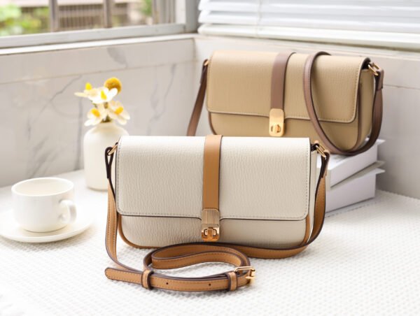 Fashion Handbag for Woman Wholesale with Buckle PU Leather
